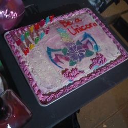 The Cola Private Lounge - Bestie made my cake