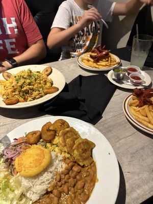 Mi Patria Ecuadorian Restaurant by null