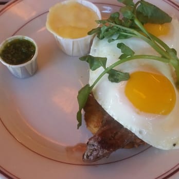 Raymond's - Steak n Eggs - Comfort Food Near Me - Ridgewood, New Jersey
