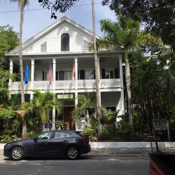 Old Town Manor - Bed & Breakfast Near Me - Key West, Florida