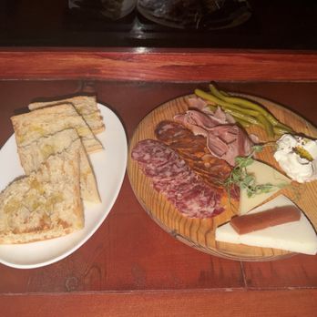 Level 6 - Charcuterie - Lounges Near Me - Miami, Florida Level 6 - Charcuterie - Lounges Near Me - Miami, Florida