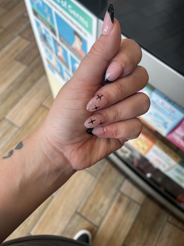 MAJESTIC NAILS & SPA Updated August 2024 201 Photos & 139 Reviews