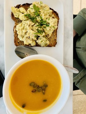 Bouchon Bakery & Cafe by null