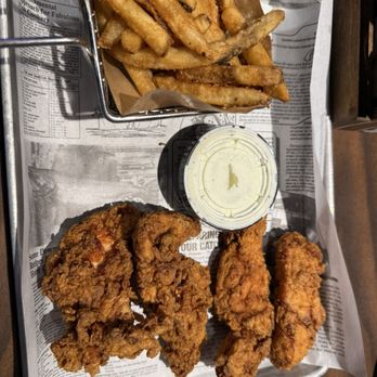 The Mason Jar - Checked tenders and fries. - American Near Me - Greer, South Carolina