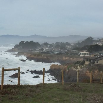 Bluebird Inn - Hotels Near Me - Cambria, California