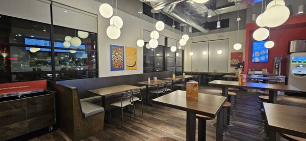 Noodles & Company by null