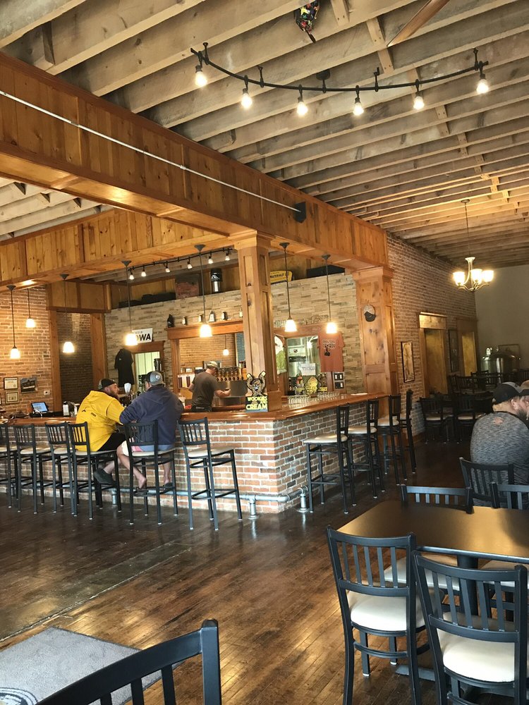 Franklin Street Brewing Company Logo