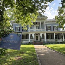 Elmwood 1820 Bed & Breakfast Inn
