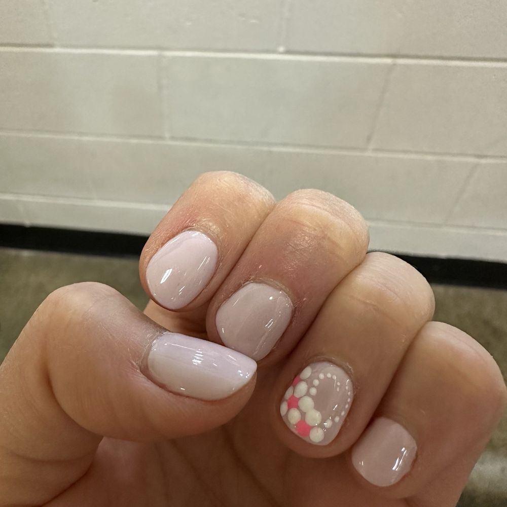 My nails! My nails!