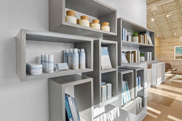 SUGARED + BRONZED (Upper East Side) by null