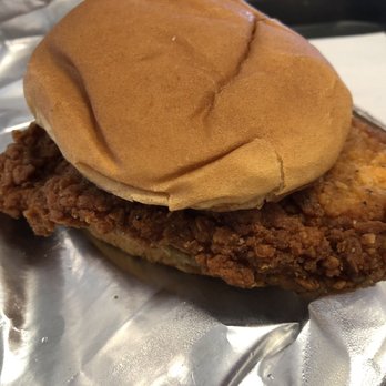 Chick-fil-A - Spicy chicken sandwich - Chicken Shop Near Me - Henderson, Nevada