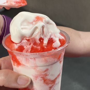 Wild Scoops - Cherry limeade and vanilla, frozen custard Gelati - Ice Cream & Frozen Yogurt Near Me - Norwalk, California