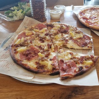 Blaze Pizza - First time at Blaze Pizza, Jayson Loved it! - Pizza Near Me - Temecula, California Blaze Pizza - First time at Blaze Pizza, Jayson Loved it! - Pizza Near Me - Temecula, California