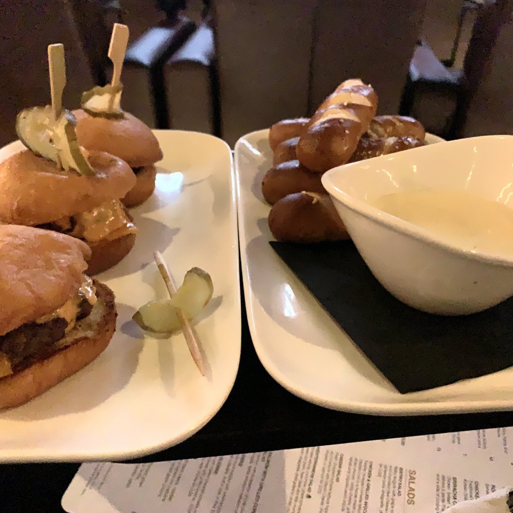 Reserve Kitchen & Bar - Bellevue Lincoln Square - Mini cheeseburger sliders and soft pretzels with white queso - Cinema Near Me - Bellevue, Washington Reserve Kitchen & Bar - Bellevue Lincoln Square - Mini cheeseburger sliders and soft pretzels with white queso - Cinema Near Me - Bellevue, Washington
