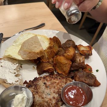 Benedict's - The Standard with breakfast potatoes and Great Harvest toast - Breakfast & Brunch Near Me - Rochester, Minnesota Benedict's - The Standard with breakfast potatoes and Great Harvest toast - Breakfast & Brunch Near Me - Rochester, Minnesota