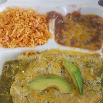 Casa Barreto - Green chicken enchiladas with beans and rice - Mexican Near Me - Fontana, California