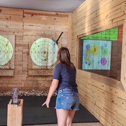 Class Axe Throwing