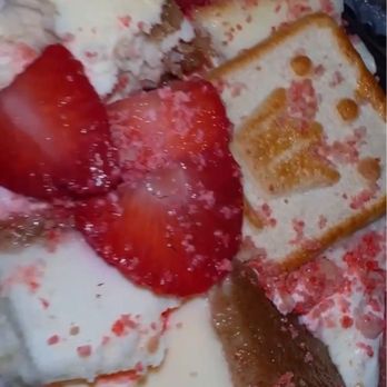 Sweet Cheeks Cake Bar - strawberries, cheese, and toast - Cupcakes Near Me - Buffalo, New York