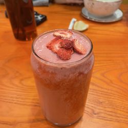 Life Alive Organic Cafe --Union Square - Strawberry bliss