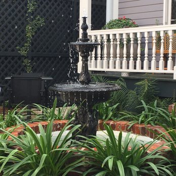 Effervescence - Outdoor patio - Champagne Bars Near Me - New Orleans, Louisiana