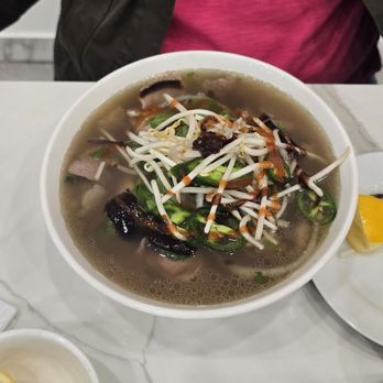 Gilroy Noodle - #8 Pho with brisket, tendon and steak. - Coffee & Tea Near Me - Gilroy, California