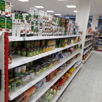 i.SHOP - Alles sauber, ordentlich und hell ausgeleuchtet - International Grocery Near Me - Hanover, NI