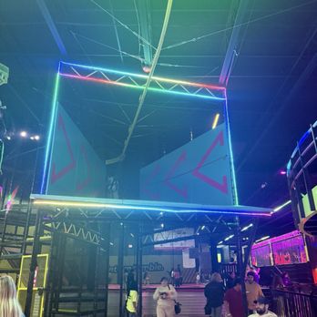 Urban Air Trampoline and Adventure Park - Trampoline Parks Near Me - Glenview, Illinois Urban Air Trampoline and Adventure Park - Trampoline Parks Near Me - Glenview, Illinois