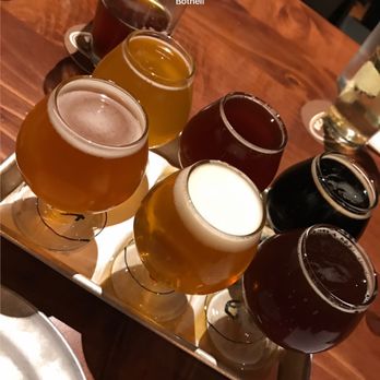Beardslee Public House - Bartender Sampler! - Breweries Near Me - Bothell, Washington Beardslee Public House - Bartender Sampler! - Breweries Near Me - Bothell, Washington
