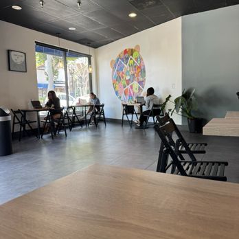 Bark Coffee - seating area - Coffee & Tea Near Me - Whittier, California