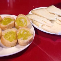 La Cuba - Queso viejo con pan y aceite.