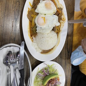 El Encebollado De Rossy - Churrasco - Latin American Near Me - Brooklyn, New York El Encebollado De Rossy - Churrasco - Latin American Near Me - Brooklyn, New York