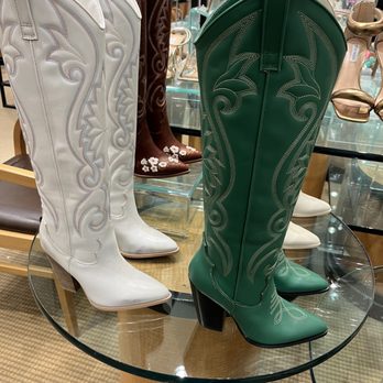 Dillard's - Y'all - Department Stores Near Me - Orlando, Florida