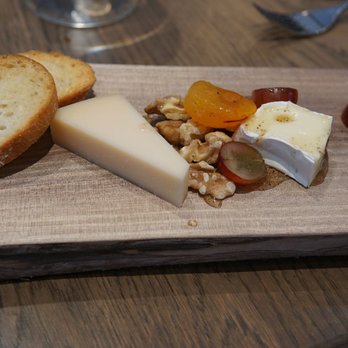Sassafraz - French Near Me - Toronto, Ontario Sassafraz - French Near Me - Toronto, Ontario