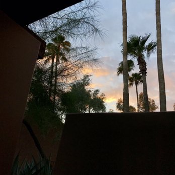 The Hermosa Inn - Pretty view from the patio - Hotels Near Me - Paradise Valley, Arizona The Hermosa Inn - Pretty view from the patio - Hotels Near Me - Paradise Valley, Arizona