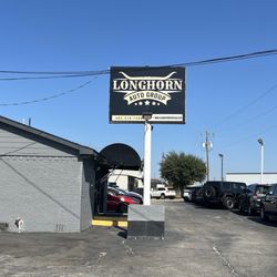 Longhorn Auto Group - Outside sign