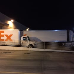 FedEx Ship Center