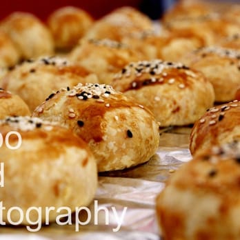 Dean Sin World - Sesame Bun Army. Out of the oven, ready to eat. - Dim Sum Near Me - Monterey Park, California