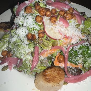 The Archer - Salad with seared scallops - American Near Me - Charleston, South Carolina