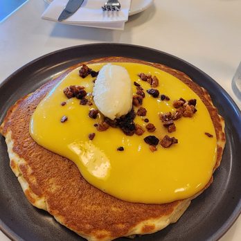 Break + Feast - Liliko pancakes - Breakfast & Brunch Near Me - Koloa, Hawaii