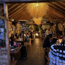Hermanito - Party patio