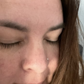 Shayna's Nails & Spa - Linda did my eyebrows today! She did an amazing job, I know longer look like I belong to the wolf family. - Nail Salons Near Me - Phoenix, Arizona