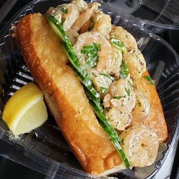 Fat Cheeks Hawaii - Shrimp roll - Sandwiches Near Me - Honolulu, Hawaii