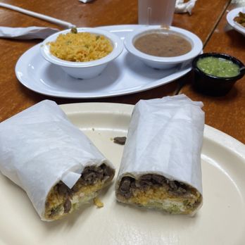 Taquería Doña Raquél - Steak burrito Rice and beans - Mexican Near Me - Pompano Beach, Florida Taquería Doña Raquél - Steak burrito Rice and beans - Mexican Near Me - Pompano Beach, Florida