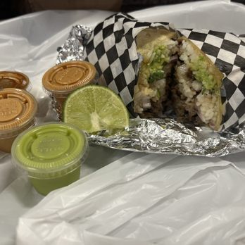 Sushi Y Mariscos Que Rollo - 4. Carne Asada Burrito - Seafood Near Me - Northridge, California