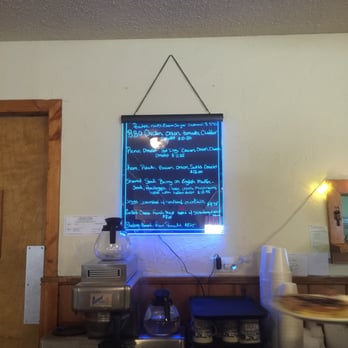 Dad's Restaurant - Diners Near Me - Wallingford, Connecticut