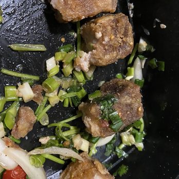 Maile's Thai Bistro - Thai Lechon - Thai Near Me - Honolulu, Hawaii