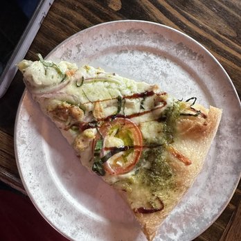 600 Degrees - Pie of the Month: Chicken Caprese - Bars Near Me - Round Rock, Texas 600 Degrees - Pie of the Month: Chicken Caprese - Bars Near Me - Round Rock, Texas
