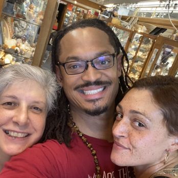 Precious Possessions - Jewelry Near Me - Chicago, Illinois