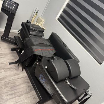 Integrated Health & Wellness - Decompression Therapy - Chiropractors Near Me - Burbank, California Integrated Health & Wellness - Decompression Therapy - Chiropractors Near Me - Burbank, California