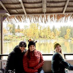 Island Style Charters - It's well worth bundling up for a glorious fall foliage cruise!